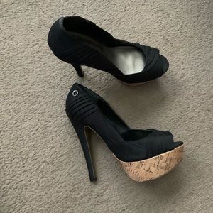 G by Guess Women’s Size 8M Heel (black)